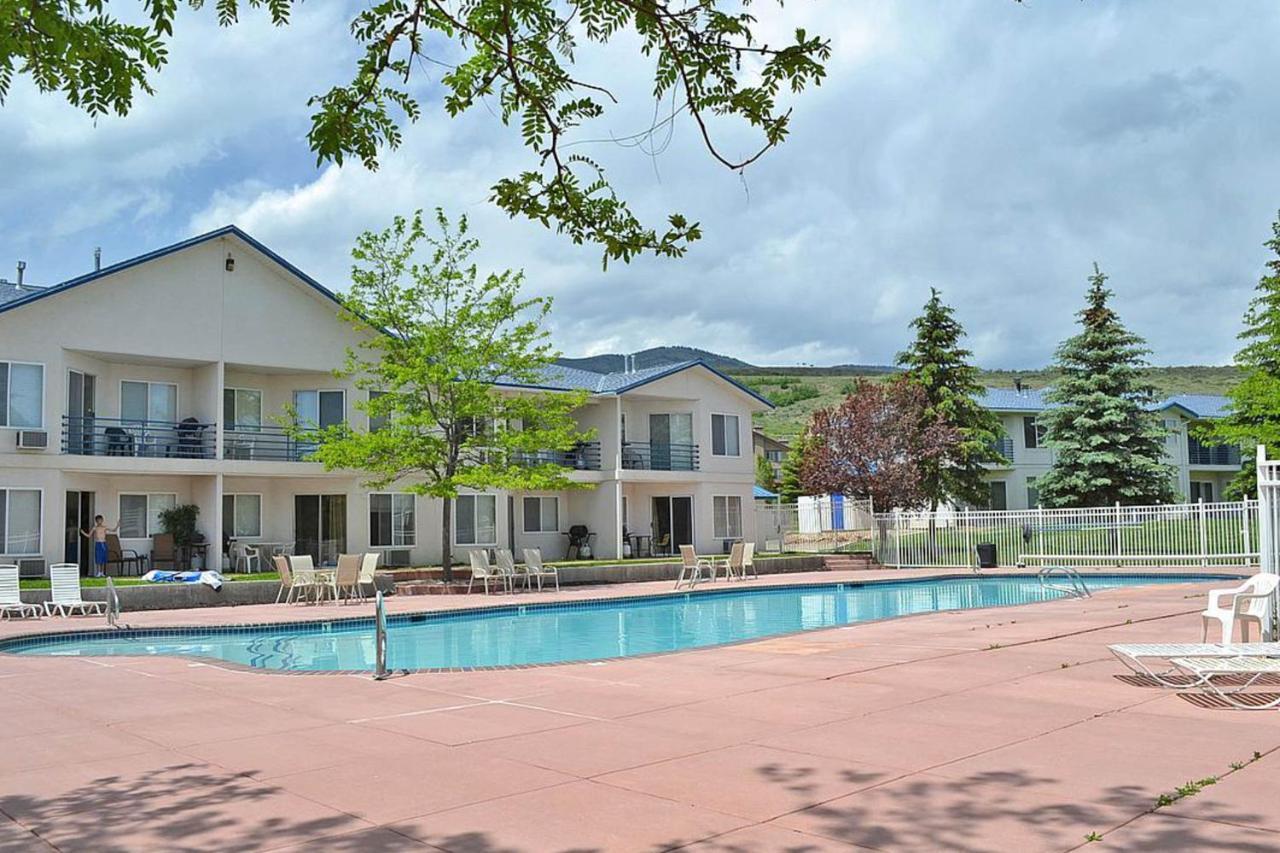 Tennis Court Condo Garden City Dış mekan fotoğraf